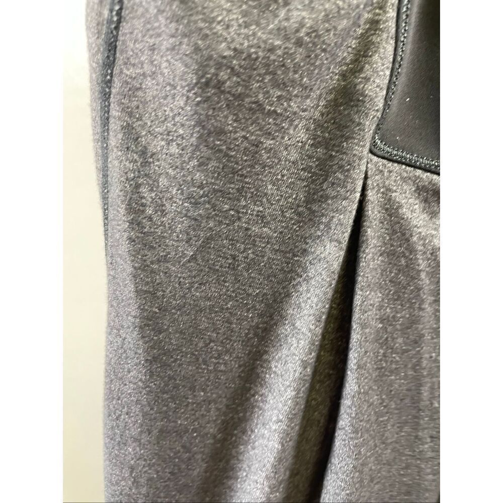 Lululemon Power Technique Black and Gray Top Size 4 - Picture 8 of 9